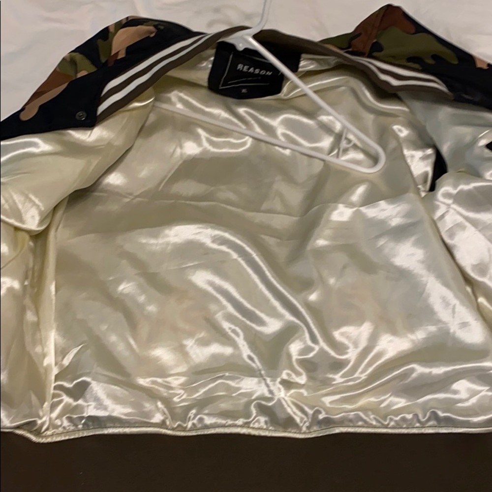 Reason jacket - Picture 2 of 3